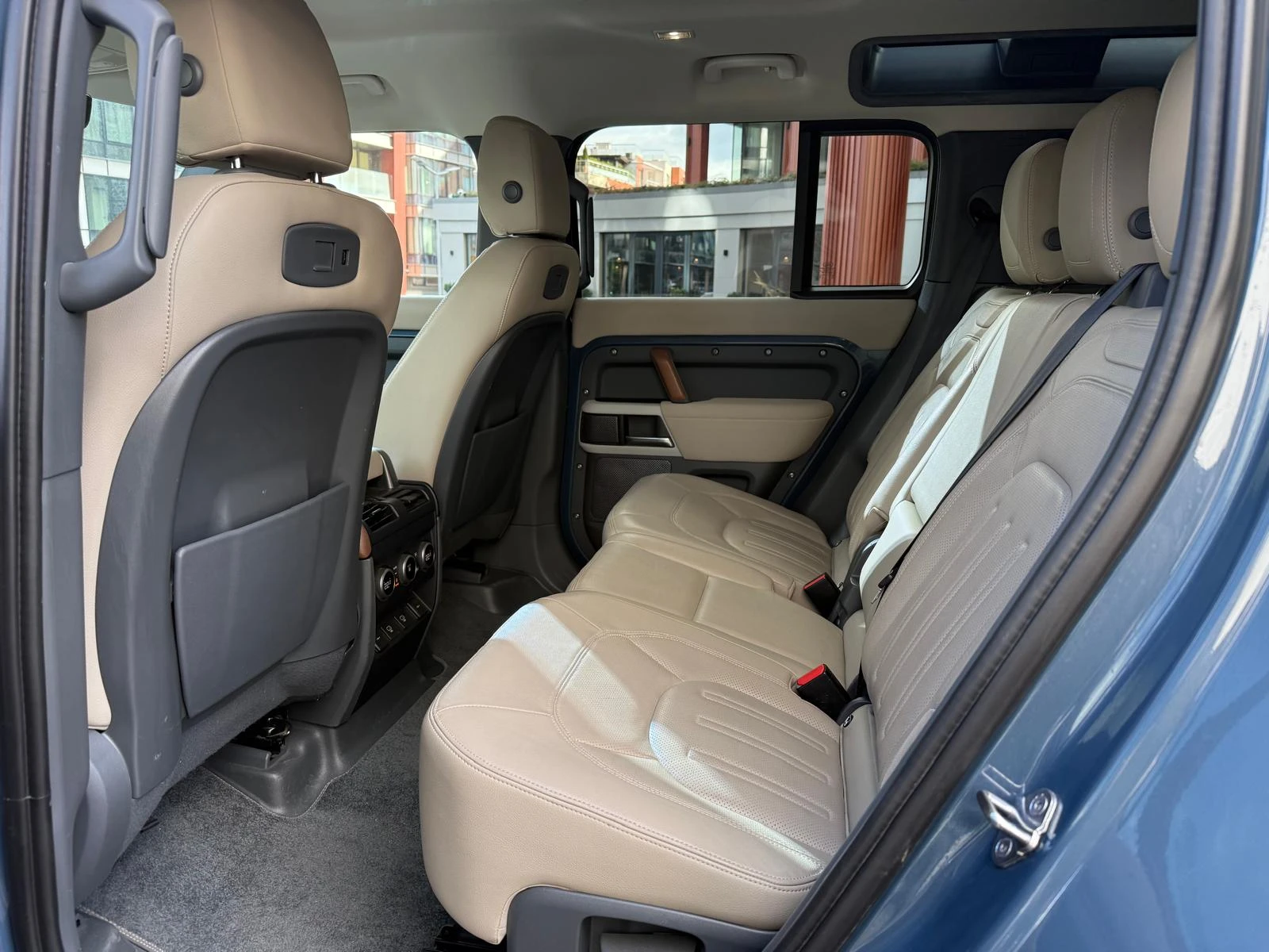 Land Rover Defender 110 D300 S 7seats - изображение 10