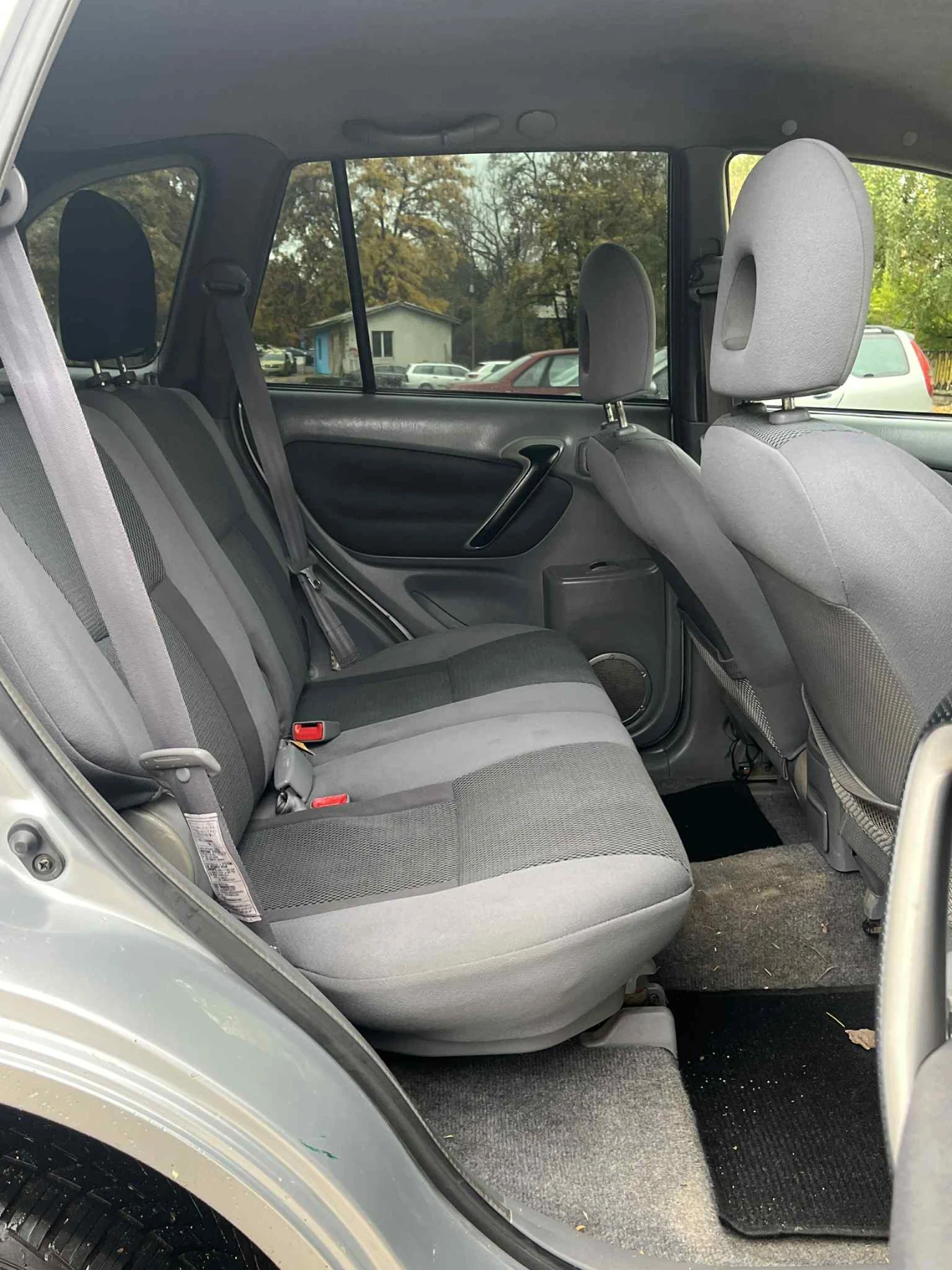 Toyota Rav4 Джип е в добро състояние кара се всеки ден - изображение 9