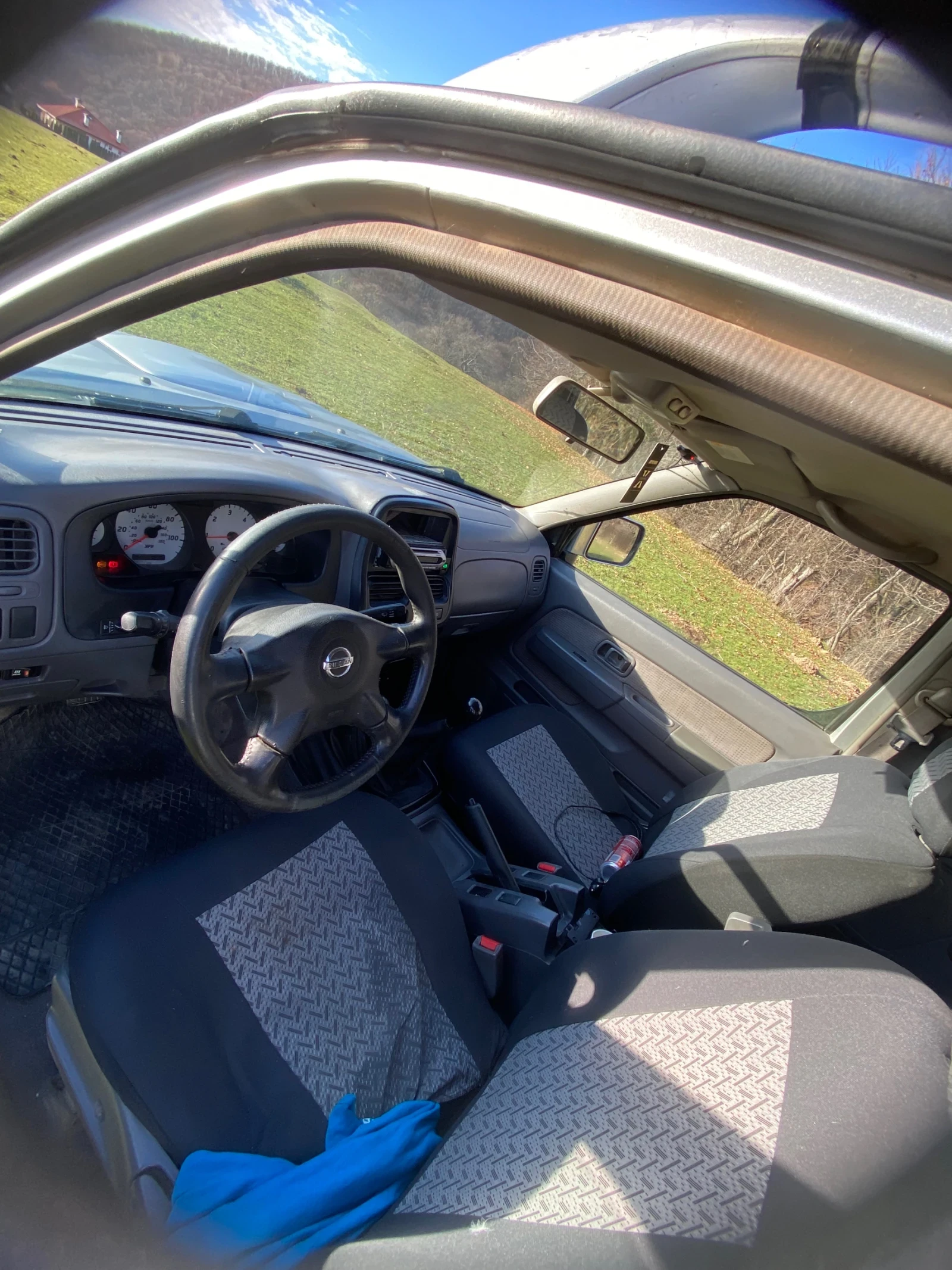 Nissan Navara 2.5TDI 133 | Mobile.bg � ����������� 10