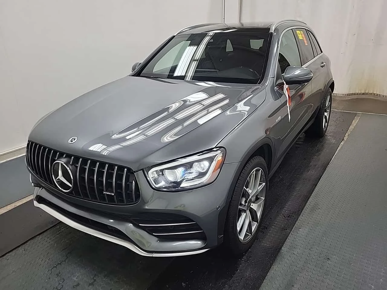 Mercedes-Benz GLC 43 AMG | DISTRONIC| PANO| ПОДГРЕВИ| ДВА КЛЮЧА| CARFAX