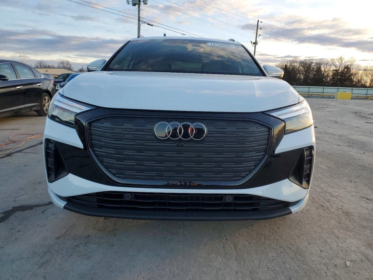 Audi Q4 E-TRON PREMIUM PLUS - изображение 2