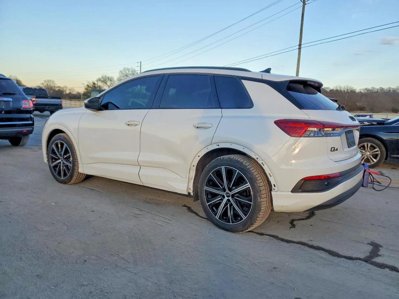 Audi Q4 E-TRON PREMIUM PLUS - изображение 6