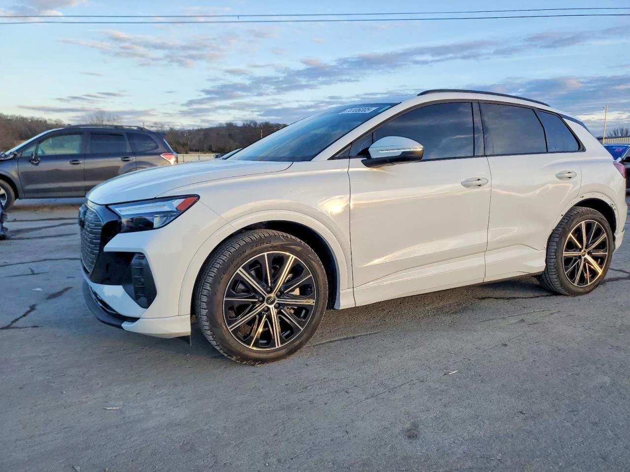 Audi Q4 E-TRON PREMIUM PLUS, снимка 1 - Автомобили и джипове - 53777439