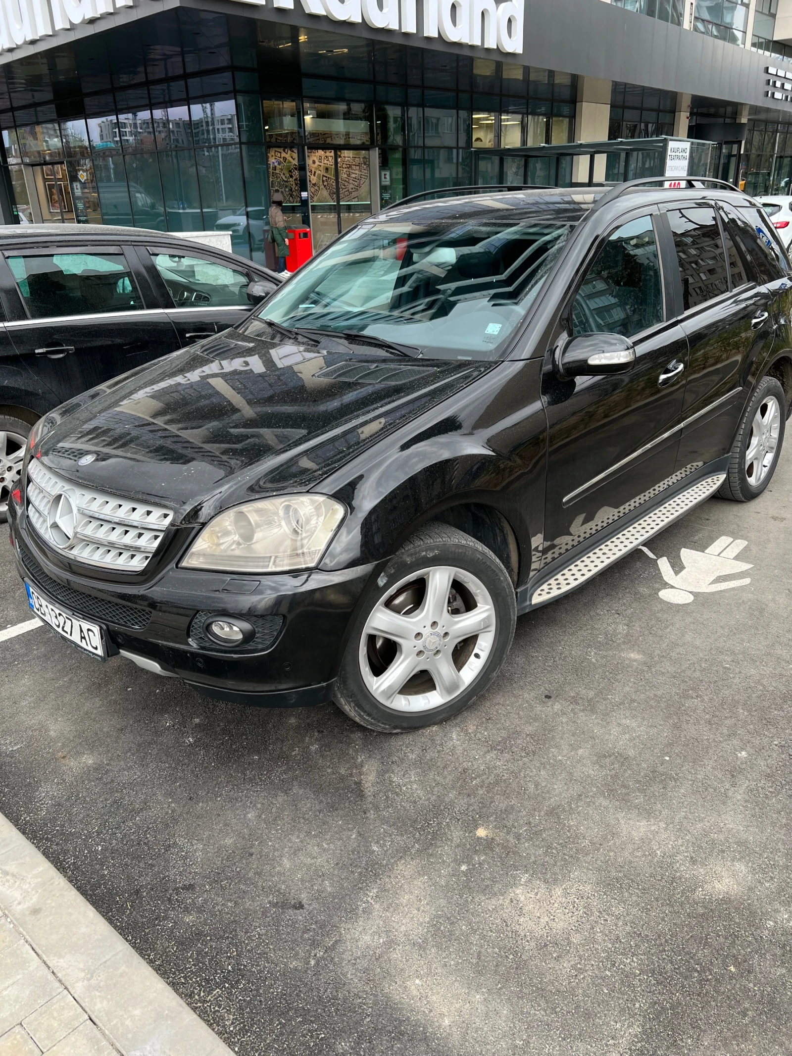 Mercedes-Benz ML 280, снимка 4 - Автомобили и джипове - 53902344