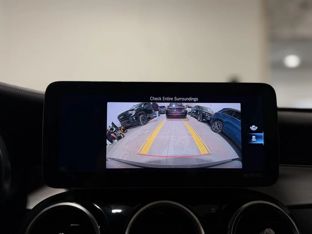 Mercedes-Benz GLC * АвтоКредит * (ЦЕНА ДО БГ), снимка 13 - Автомобили и джипове - 54113924