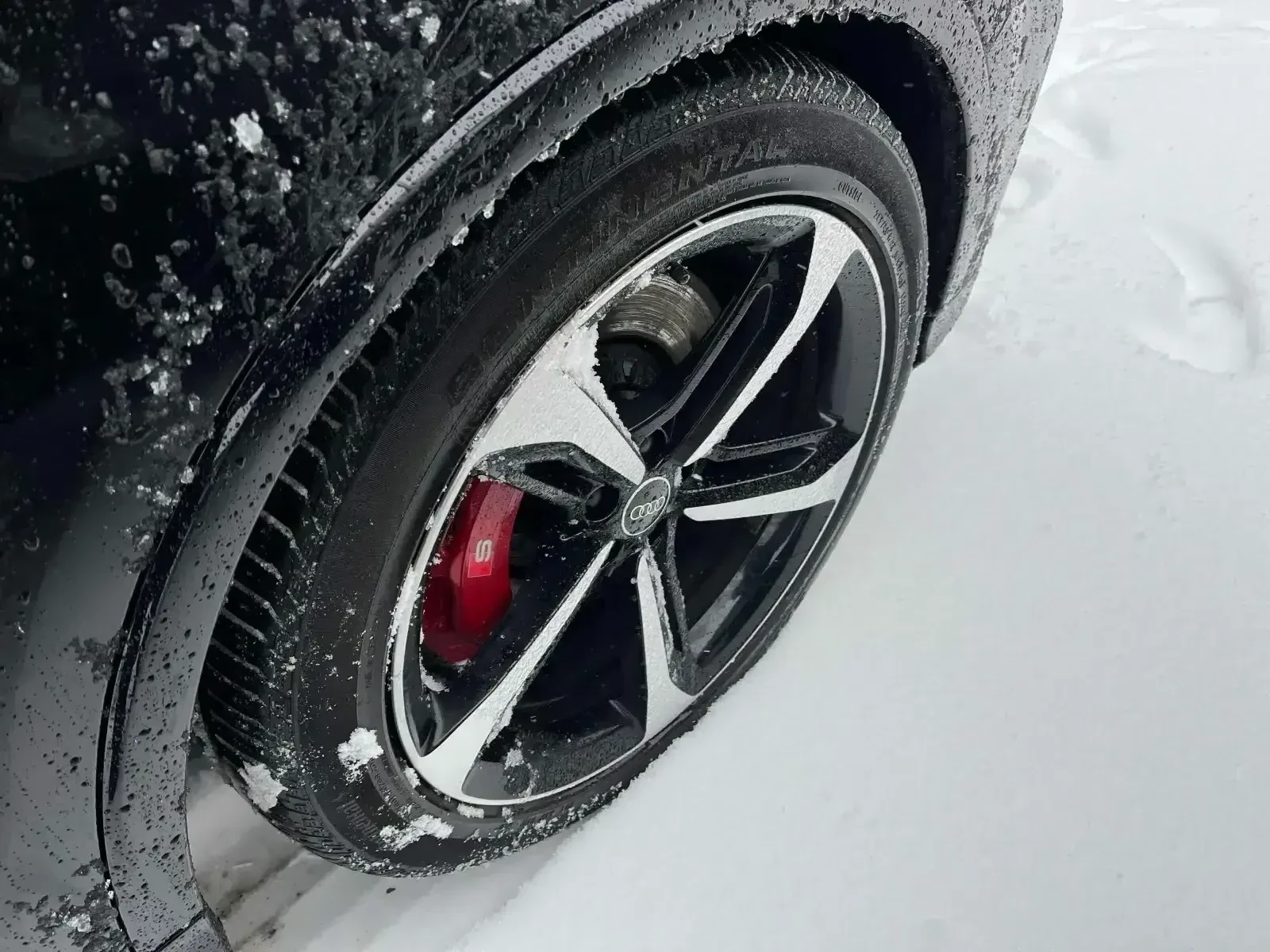 Audi SQ7 Premium Plus * * CARFAX * * АВТО КРЕДИТ * * , снимка 5 - Автомобили и джипове - 54169506