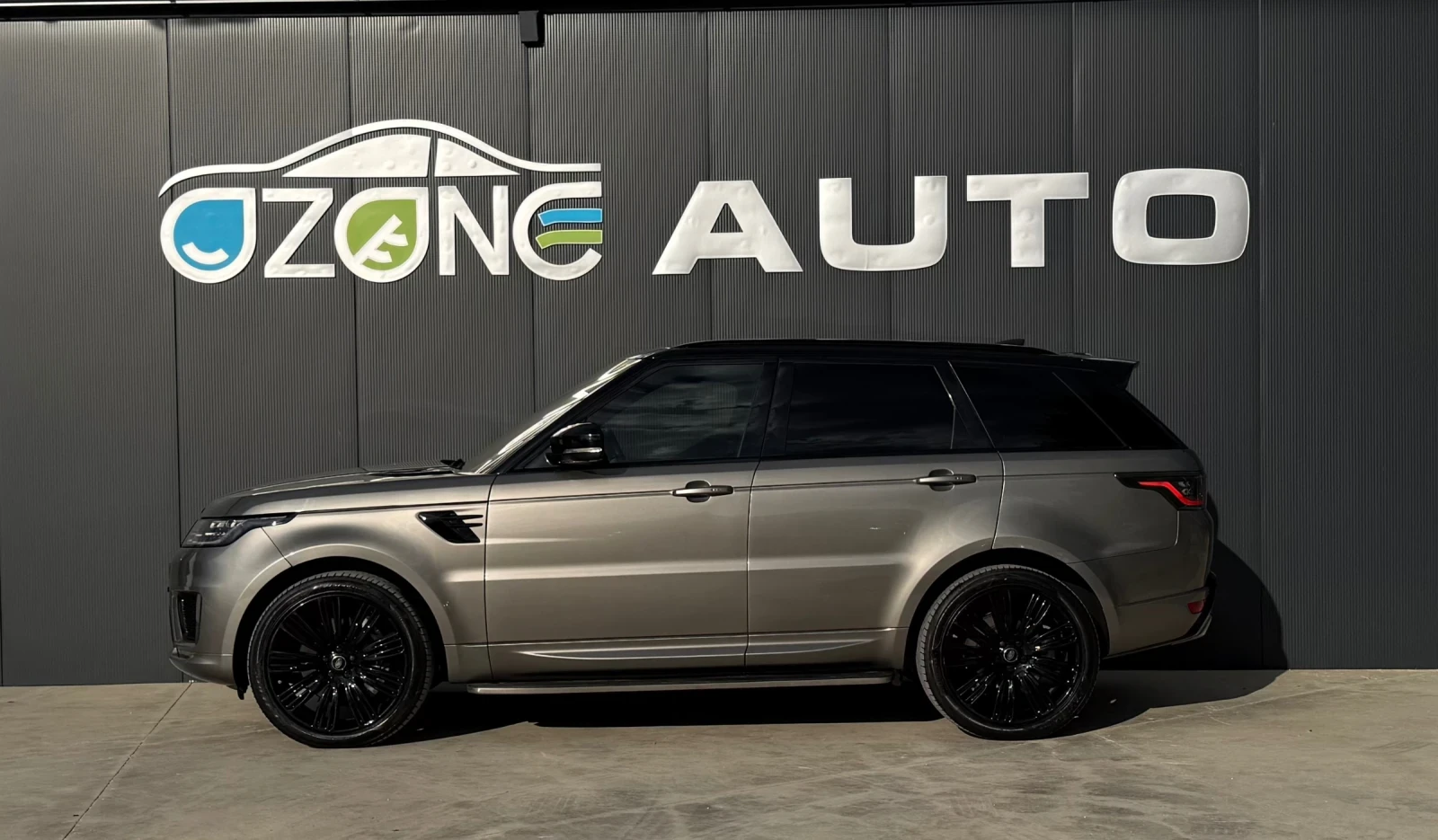 Land Rover Range Rover Sport HSE, снимка 2 - Автомобили и джипове - 54409461