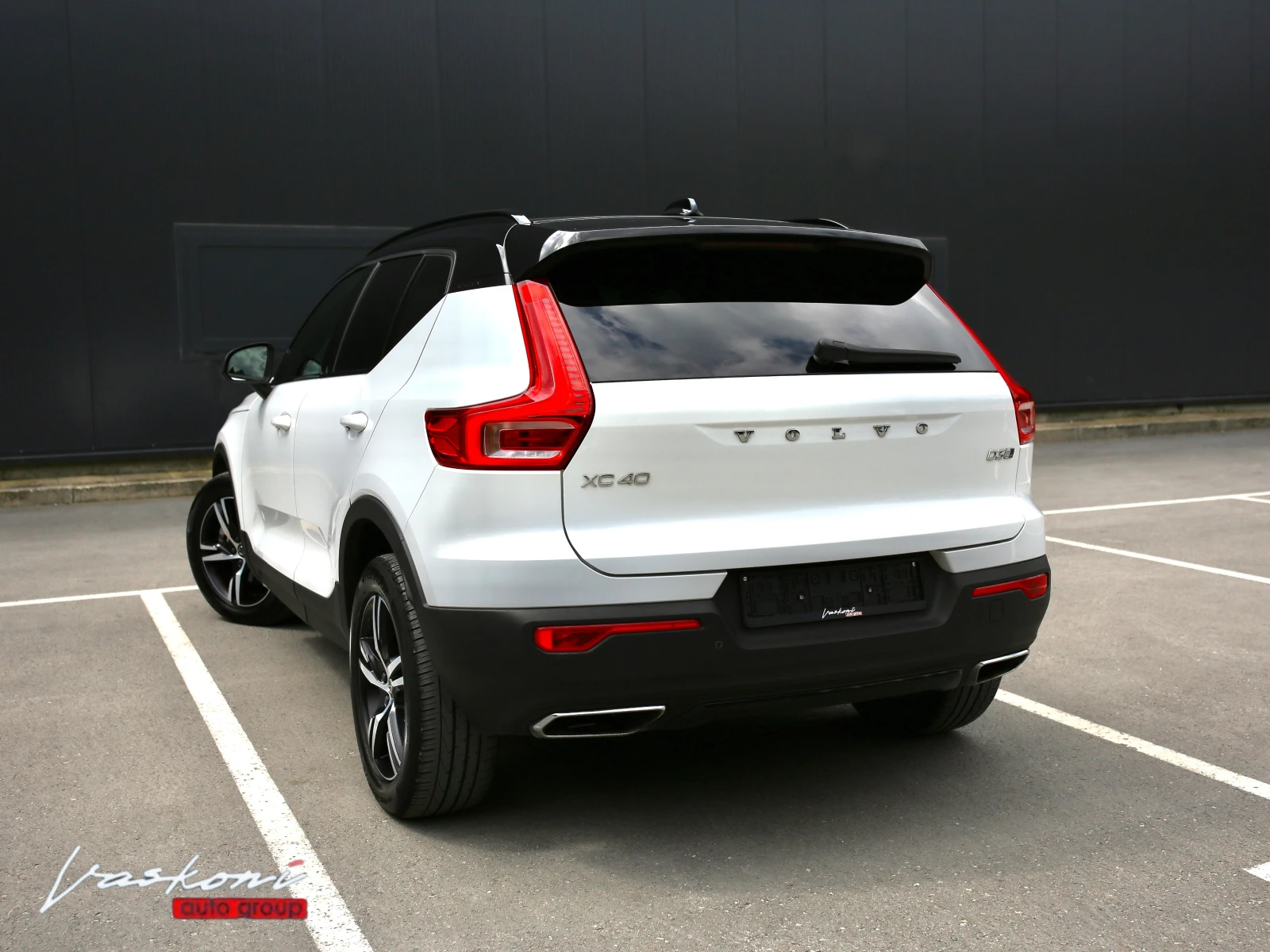 Volvo XC40 D3 R-DESIGN AWD 4x4 | Mobile.bg � ����������� 3