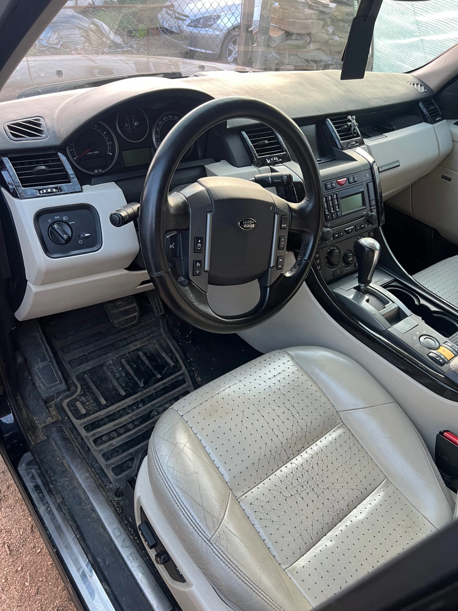 Land Rover Range Rover Sport 4.2, снимка 2 - Автомобили и джипове - 54723427