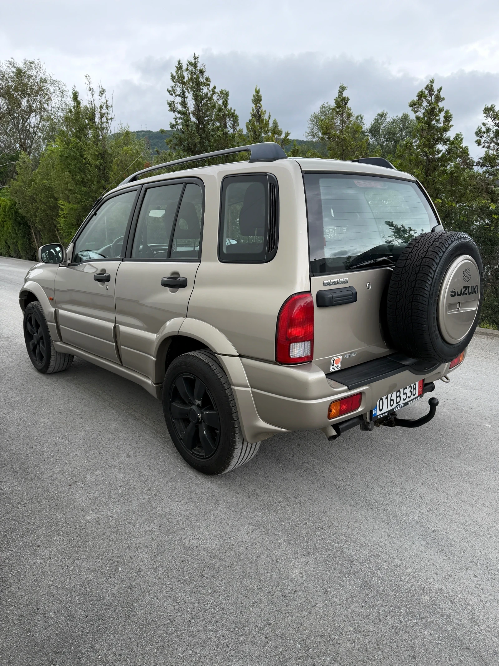 Suzuki Grand vitara 2.0i 128к.с. FACELIFT, снимка 3 - Автомобили и джипове - 54879378