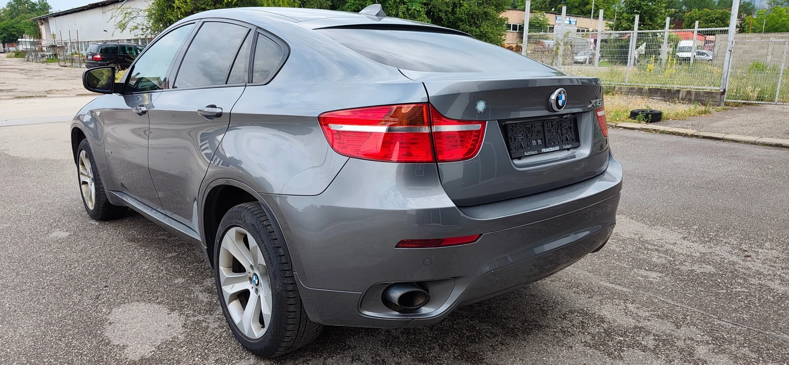BMW X6 3.5 Xdrive* Distronic* CarPlay* Camera* , снимка 4 - Автомобили и джипове - 55015188