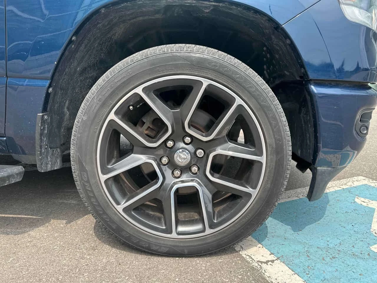 Dodge RAM 1500 * Sport * CARFAX * ОПЦИЯ ЗА ФИНАНСИРАНЕ , снимка 7 - Автомобили и джипове - 55629285