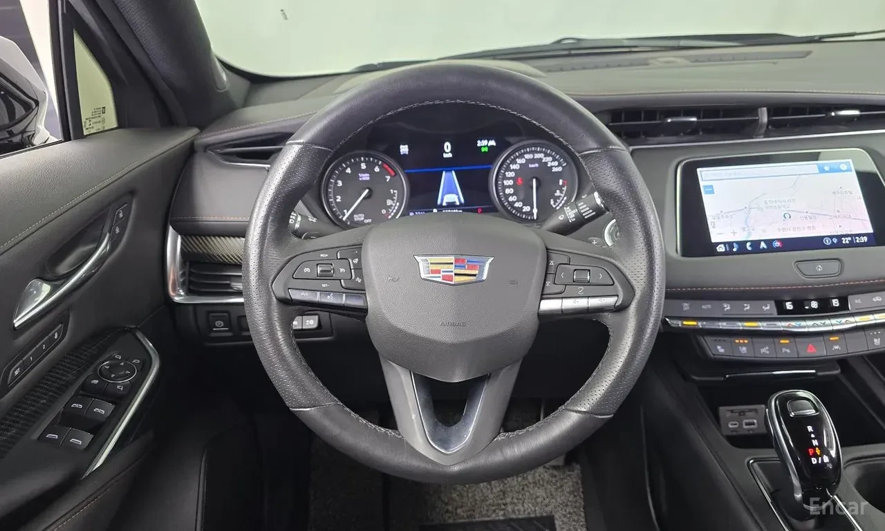 Cadillac XT4 2.0 SPORT AWD* 360 КАМЕРИ* ОБДУХ* КРАЙНА ЦЕНА* , снимка 10 - Автомобили и джипове - 56656101