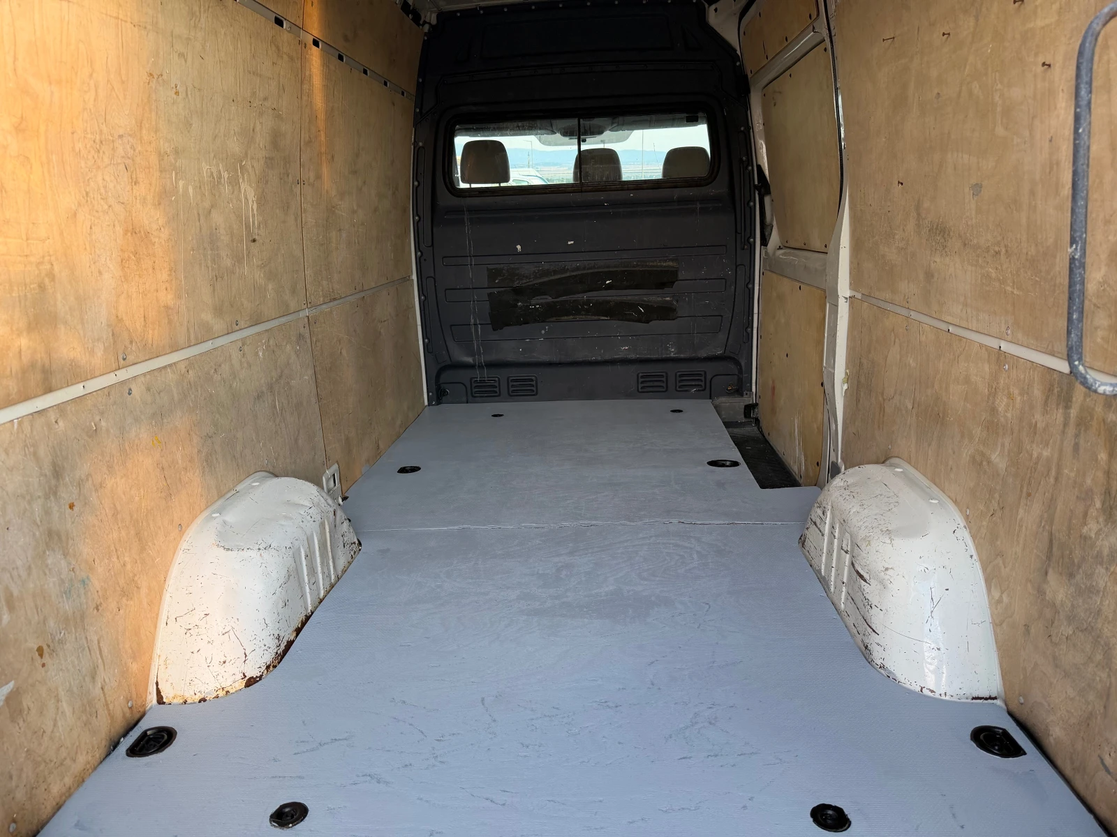 VW Crafter 2.5 TDI Klima, снимка 10 - Бусове и автобуси - 55316636