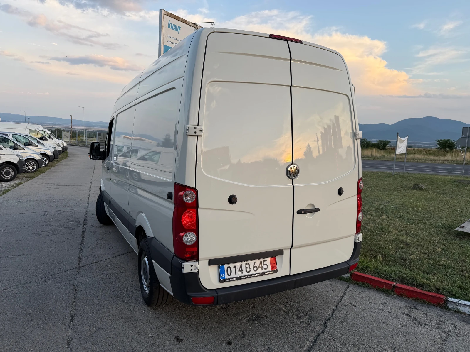 VW Crafter 2.5 TDI Klima, снимка 11 - Бусове и автобуси - 55316636