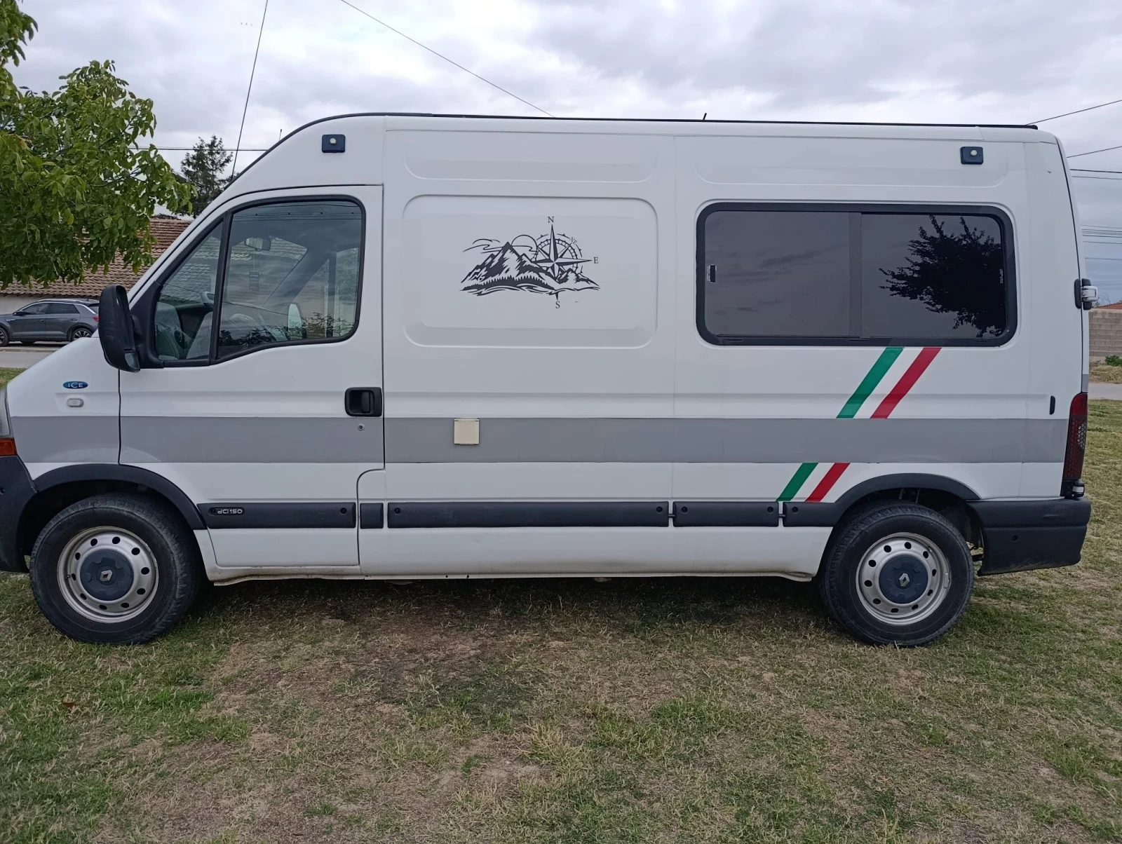 Renault Master 2.5dci, снимка 6 - Бусове и автобуси - 56251864