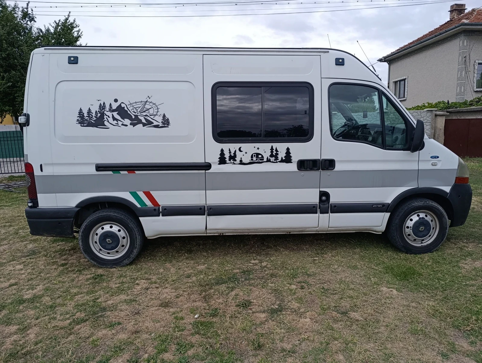 Renault Master 2.5dci, снимка 3 - Бусове и автобуси - 56251864