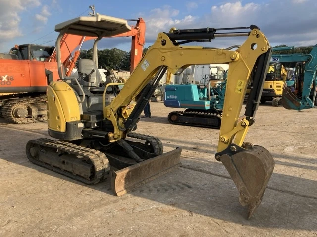 Багер Yanmar VIO27-5B, снимка 2 - Индустриална техника - 56182758