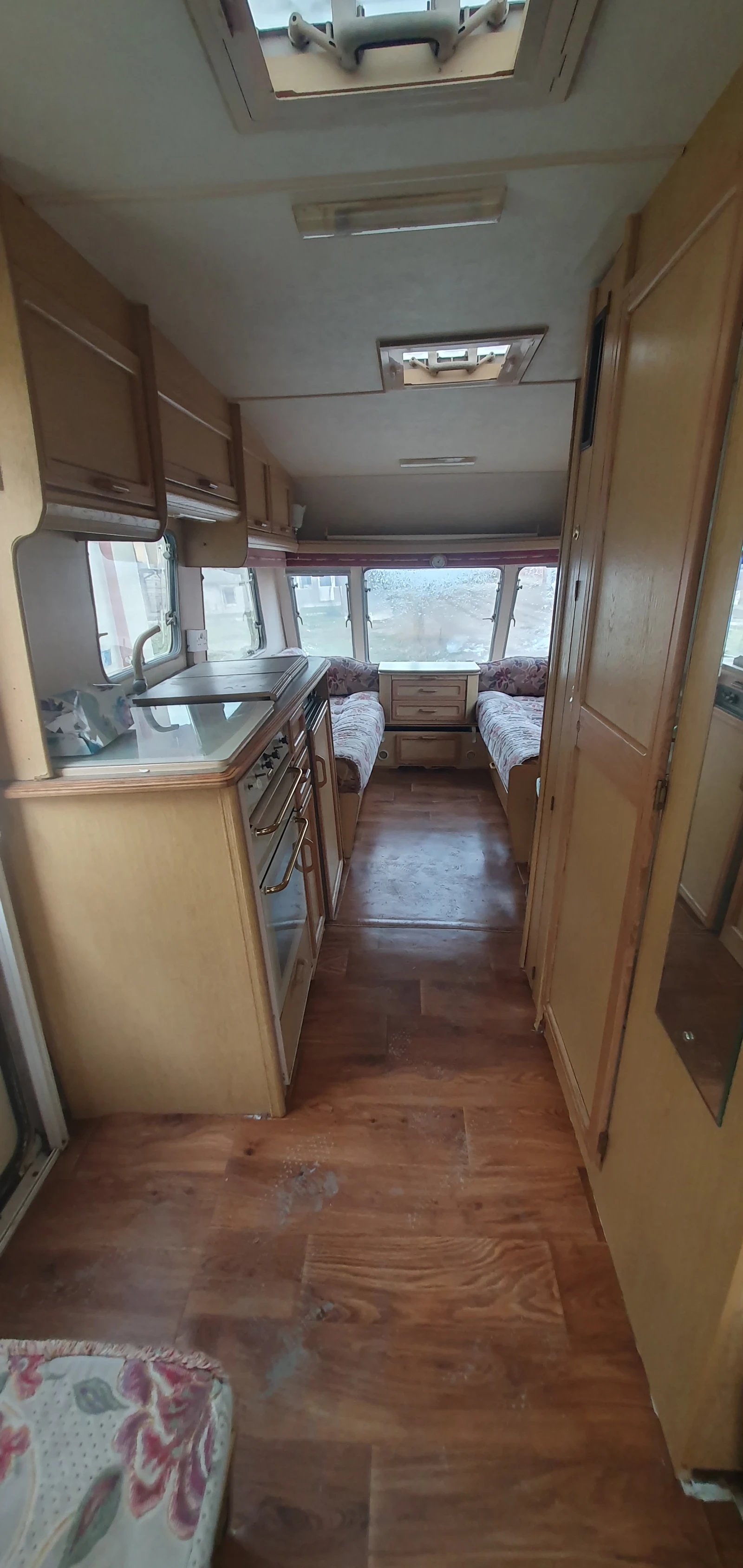 �������� ABI GTS | Mobile.bg � ����������� 1