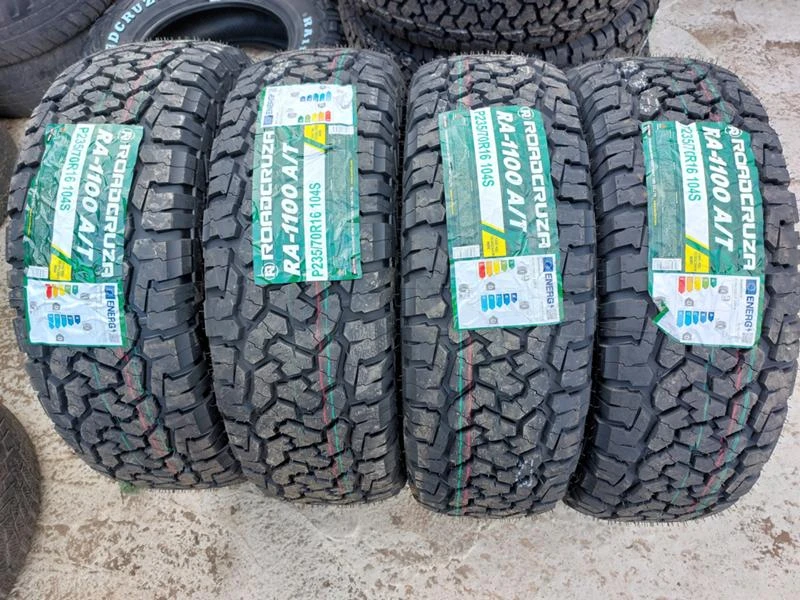 Гуми Всесезонни 235/70R16, снимка 1 - Гуми и джанти - 35993266