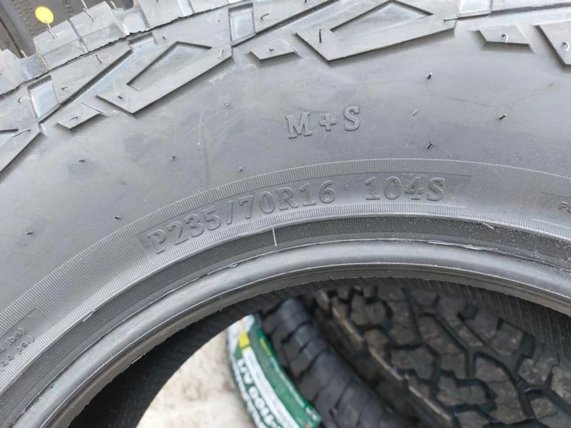 Гуми Всесезонни 235/70R16, снимка 7 - Гуми и джанти - 35993266