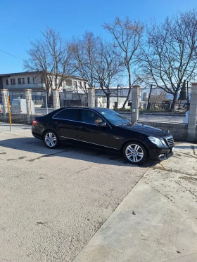 Mercedes-Benz E 220 AMG PACK, снимка 1