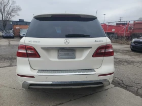 Mercedes-Benz ML 550 AMG PK/360/ПАНО/ПОДГРЕВ/М.ТОЧКА/ОБДУХ/, снимка 5