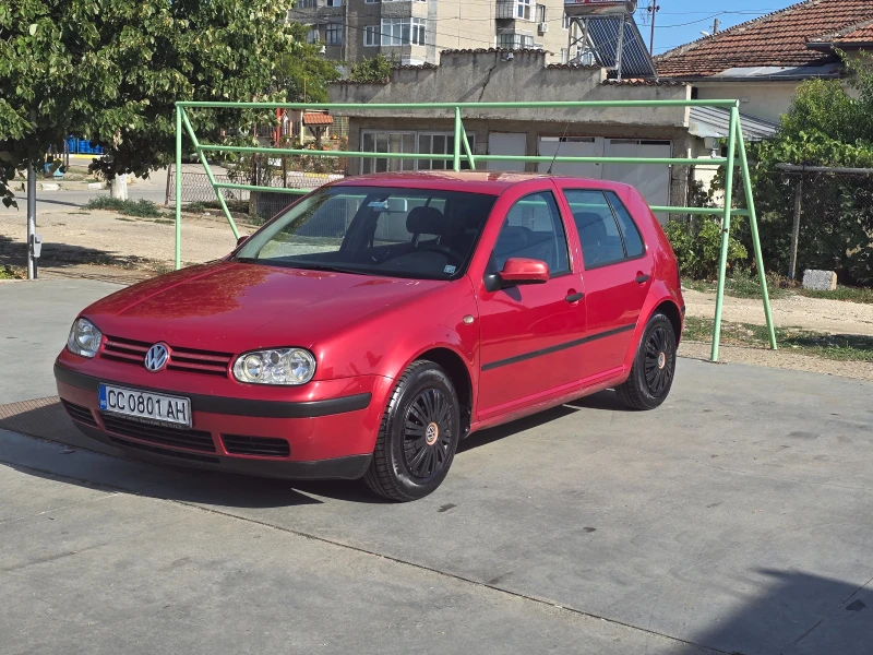 VW Golf 4 Автоматик, снимка 1 - Автомобили и джипове - 46830194