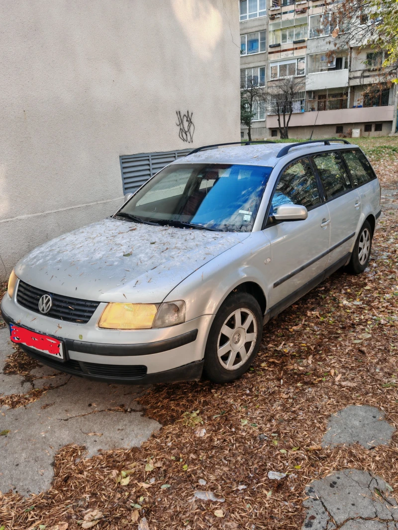 VW Passat, снимка 1 - Автомобили и джипове - 48082221