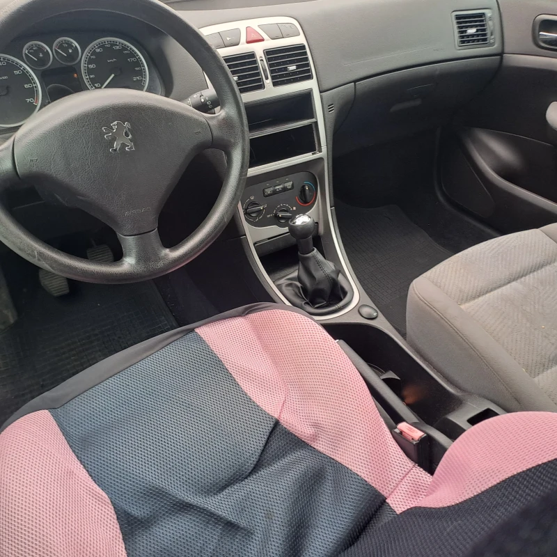 Peugeot 307 1.4. Нов внос., снимка 8 - Автомобили и джипове - 48234424