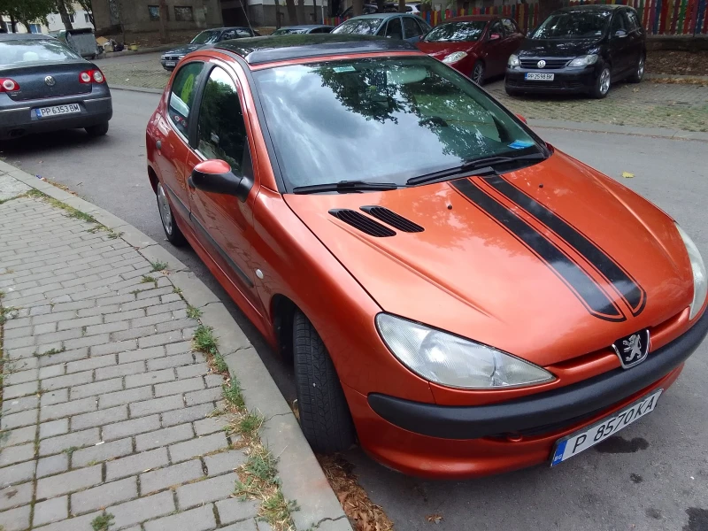 Peugeot 206 1.4, снимка 3 - Автомобили и джипове - 48910436