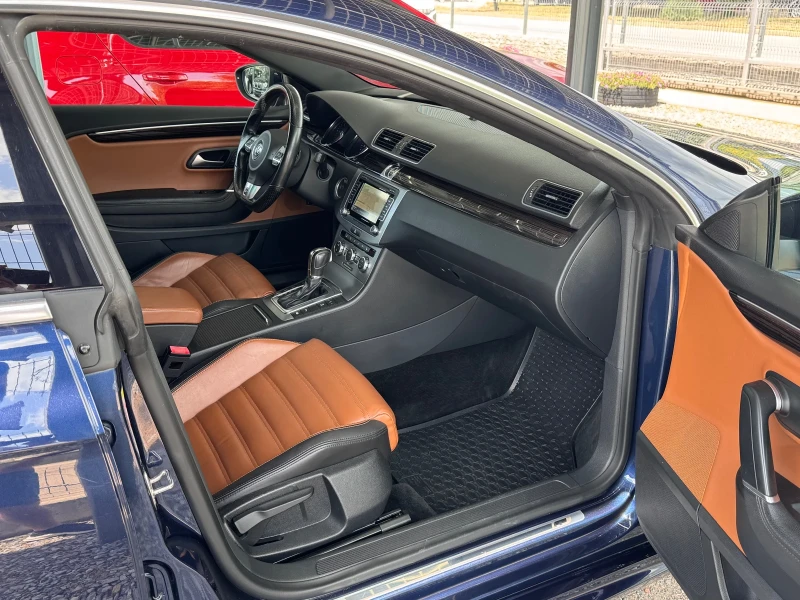 VW CC 2.0TDI DSG 177кс * R-Line* Keyless* ПАНОРАМА* Каме, снимка 9 - Автомобили и джипове - 51365308