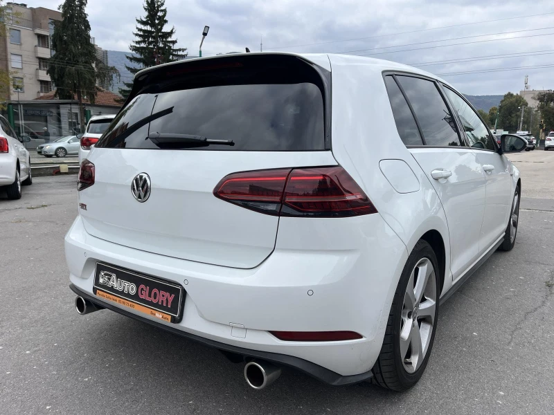 VW Golf 2.0 BENZ, снимка 4 - Автомобили и джипове - 52054505