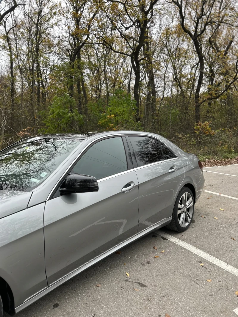 Mercedes-Benz E 220, снимка 4 - Автомобили и джипове - 52710966