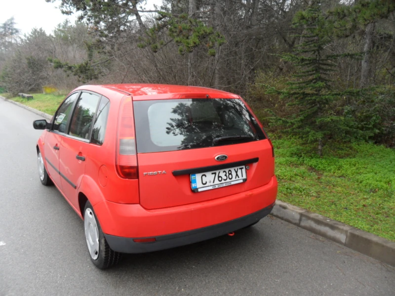 Ford Fiesta 1.3i, снимка 3 - Автомобили и джипове - 53339273