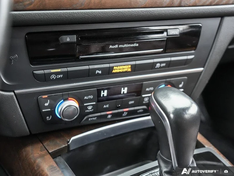 Audi A6 Quattro Technik* AWD* АвтоКредит* (ЦЕНА ДО БГ), снимка 10 - Автомобили и джипове - 53442727