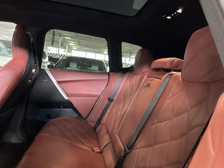 BMW iX xDrive50* Massage* Sky Lounge* Soft-Close* , снимка 7 - Автомобили и джипове - 54662805