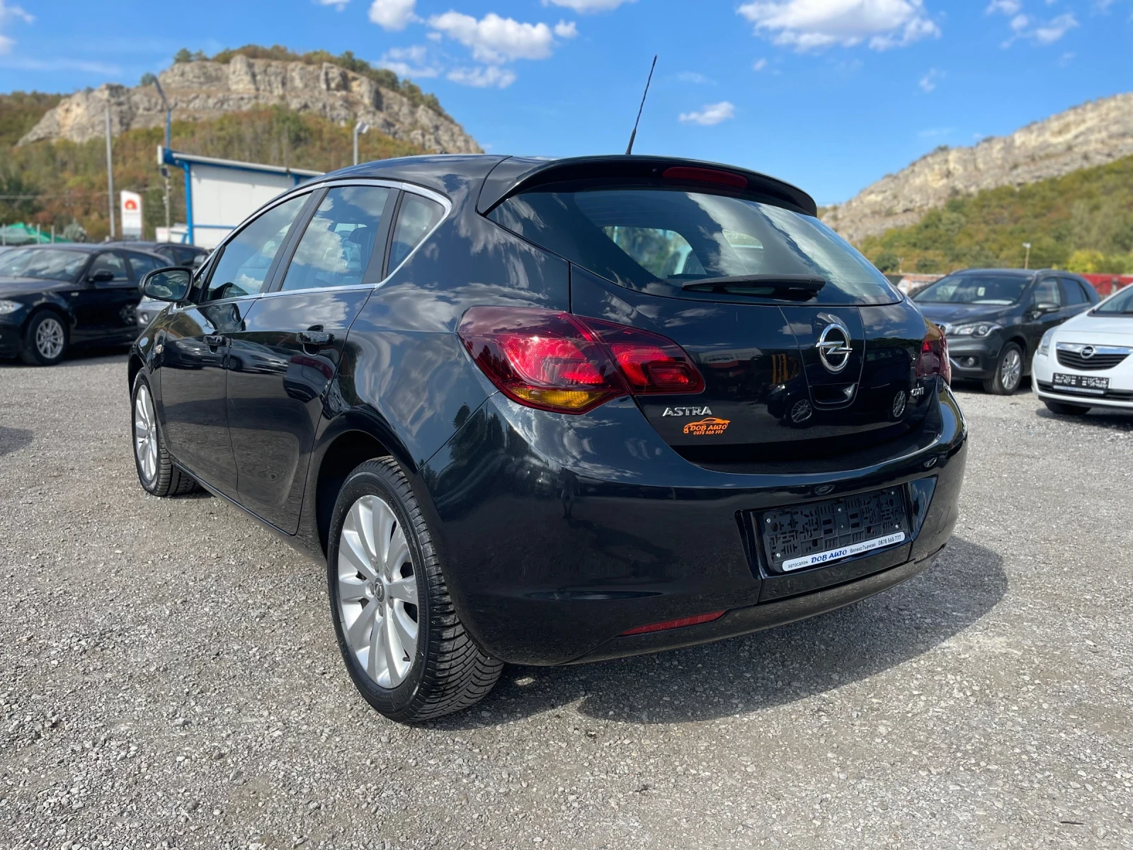 Opel Astra 1.7CDTI-COSMO-ФАБРИЧНА СТОЙКА ЗА ВЕЛОСИПЕДИ - изображение 7