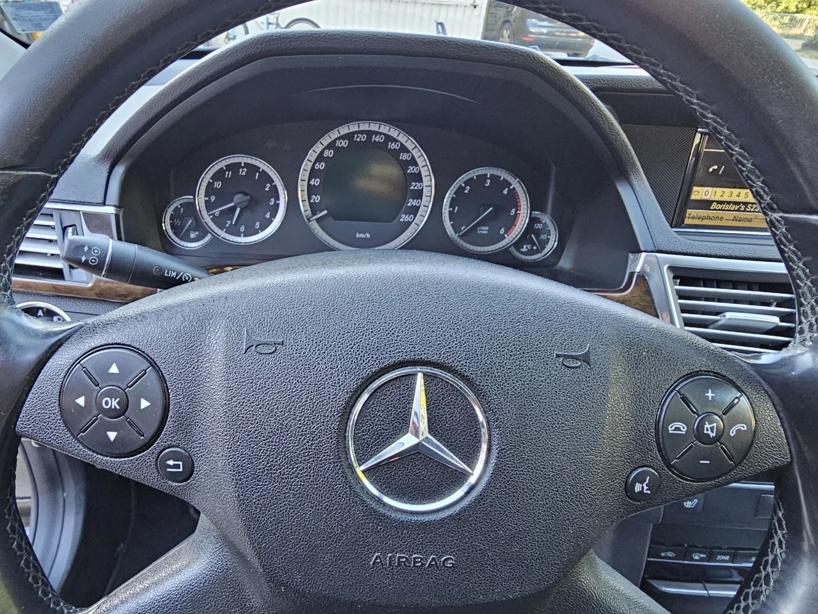 Mercedes-Benz E 250  - изображение 9