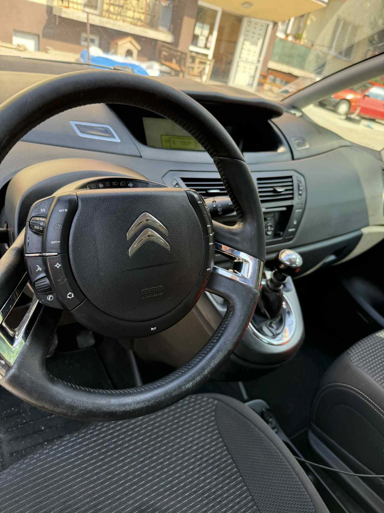 Citroen C4 Picasso  - изображение 9