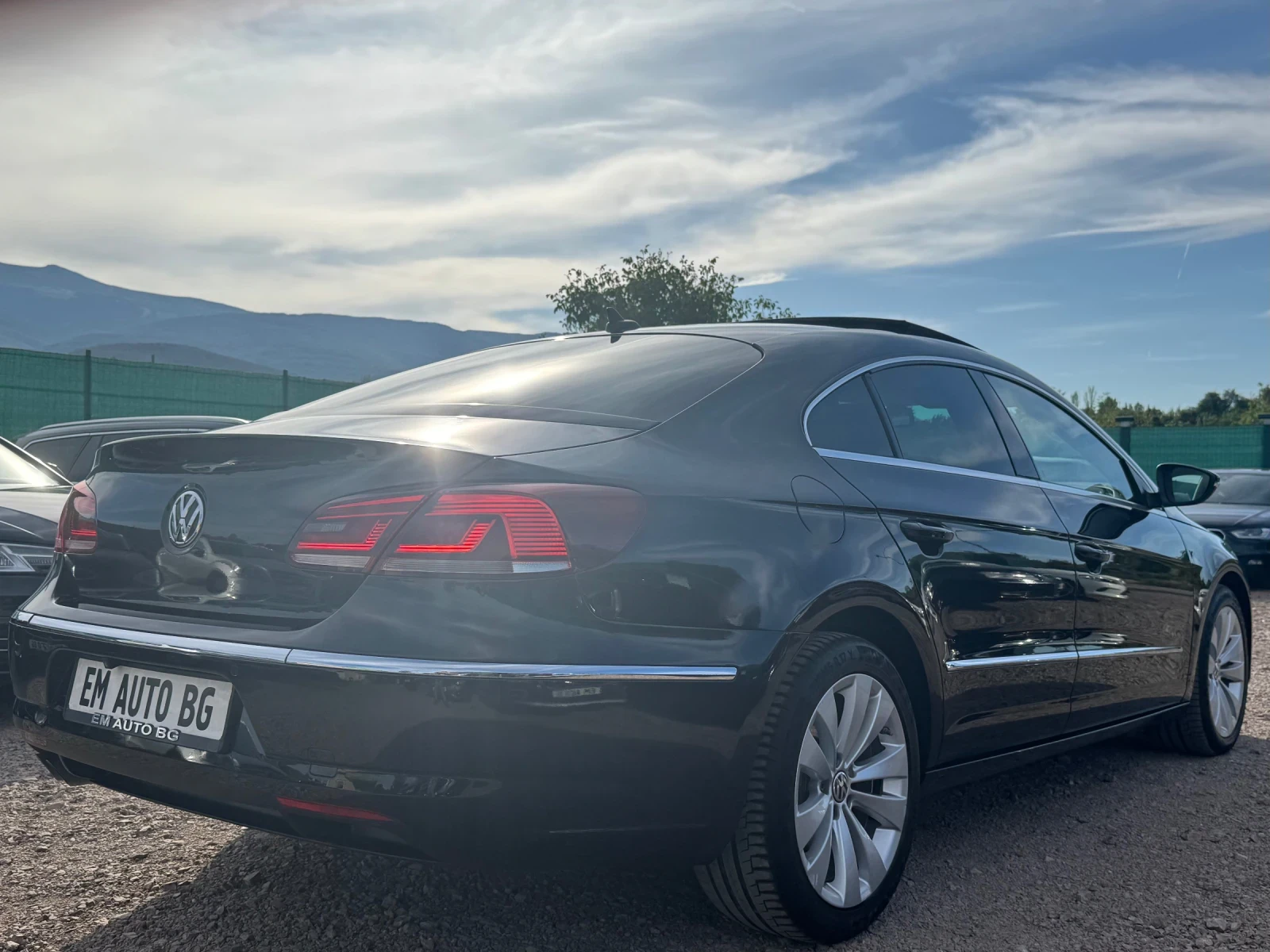 VW Passat CC 2.0TDI Highline - изображение 4