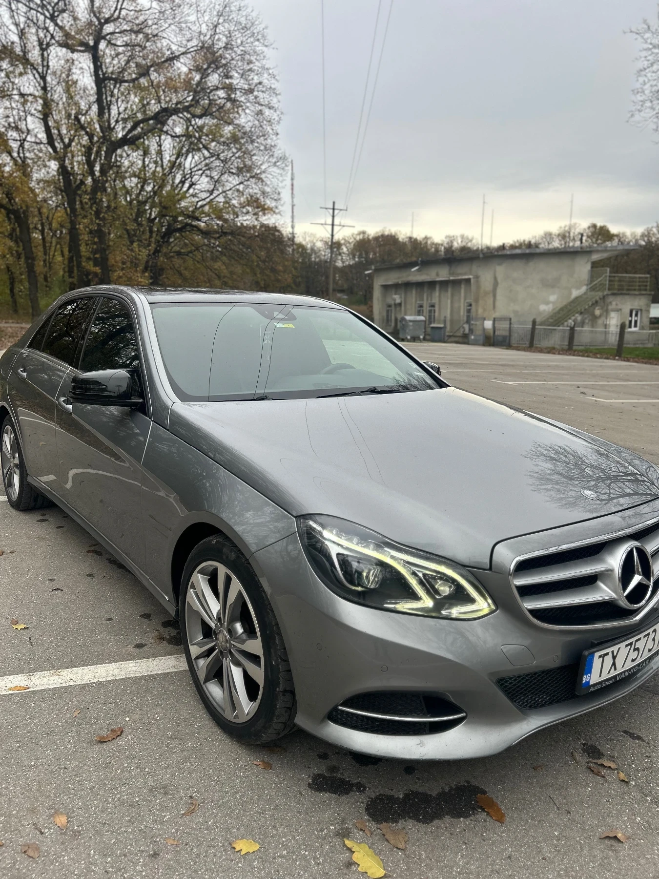 Mercedes-Benz E 220  - изображение 2