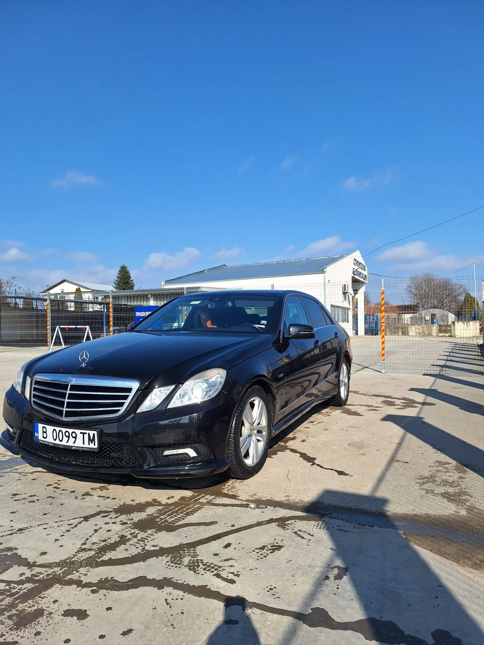 Mercedes-Benz E 220 AMG PACK - изображение 4