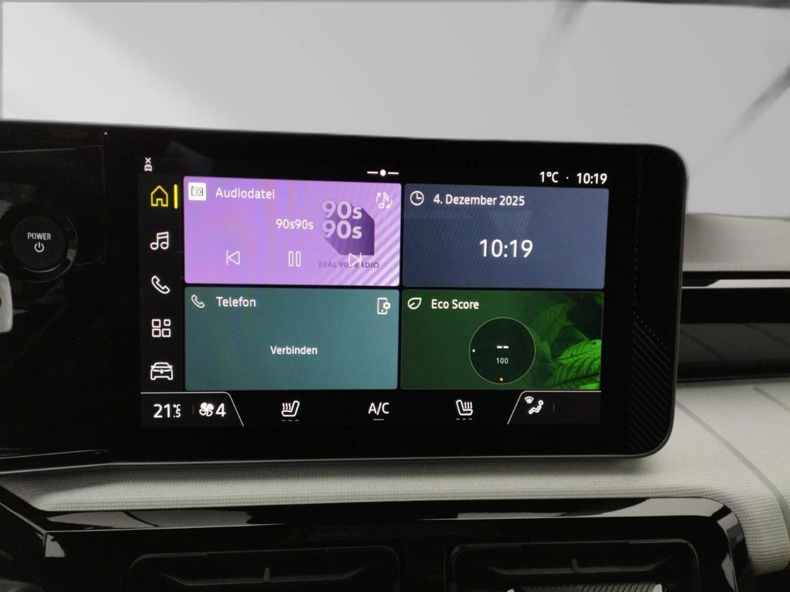 Renault 5 EVOLUTION* LED* CARPLAY* , снимка 9 - Автомобили и джипове - 53823938