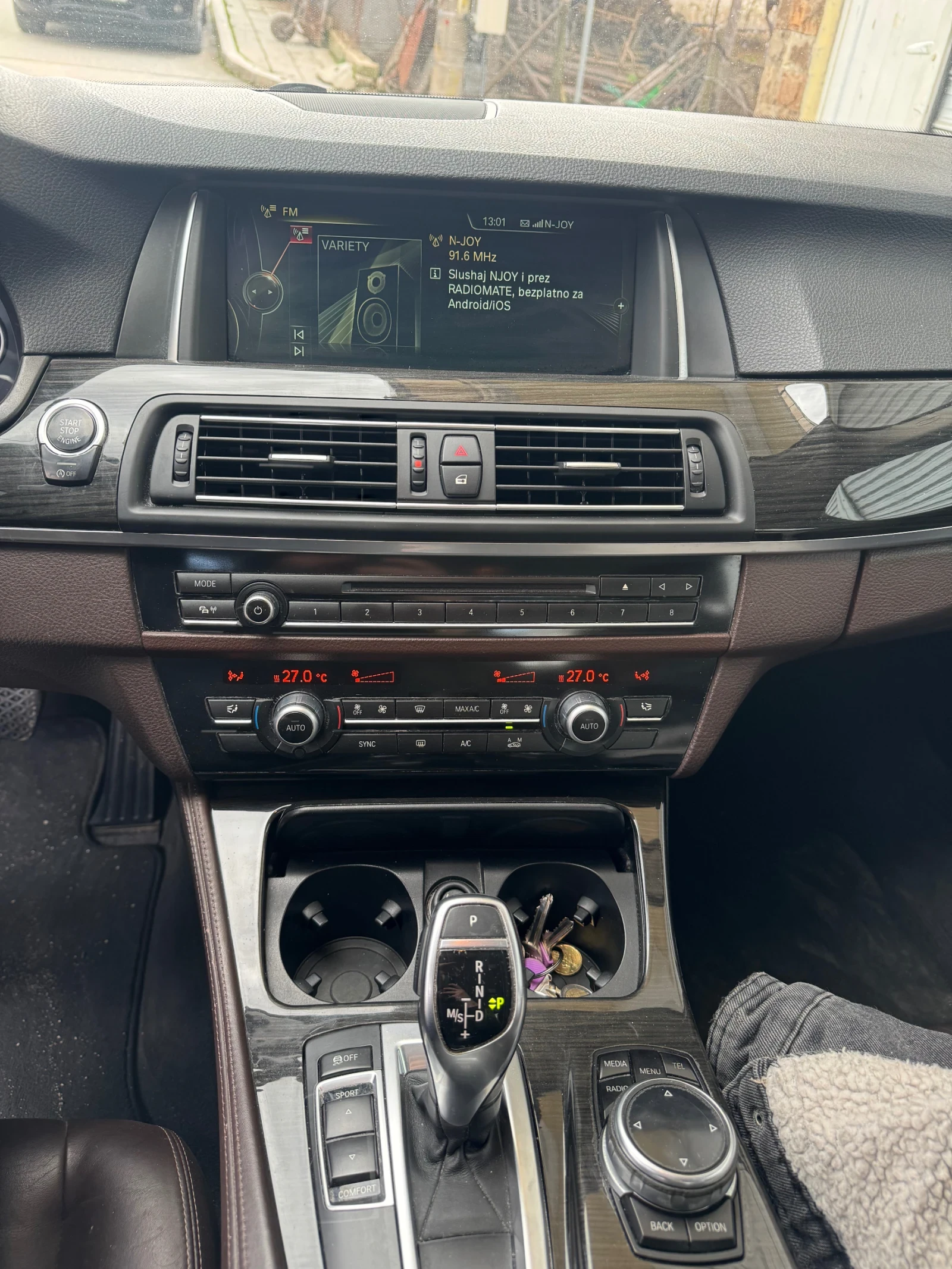 BMW 530 Facelift M-Tech Пакет, снимка 8 - Автомобили и джипове - 54017073