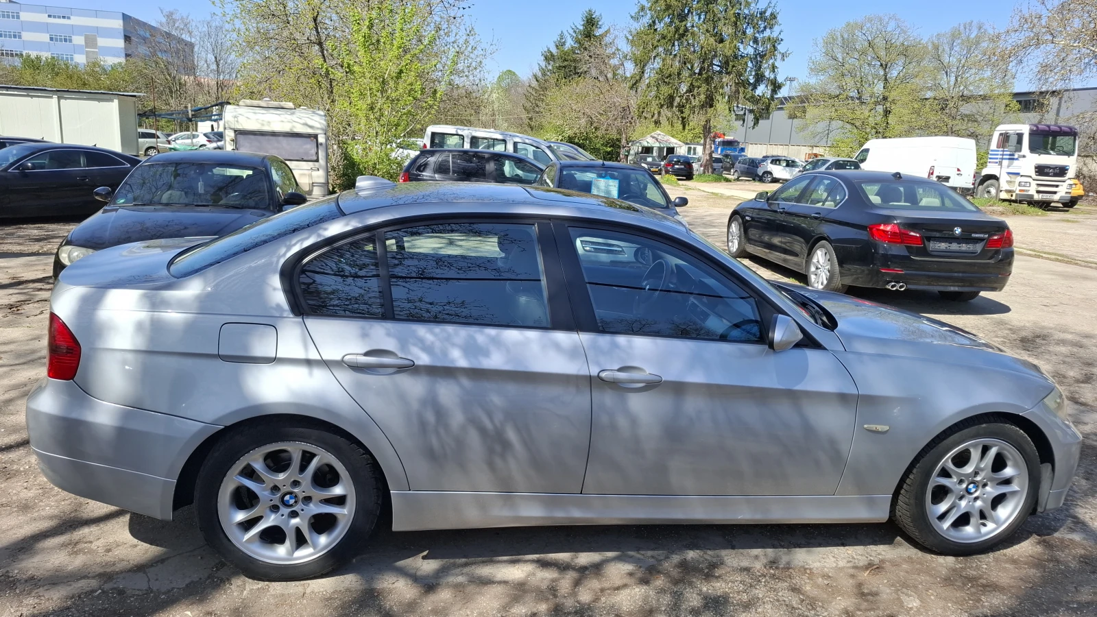 BMW 320 Автомат/Кожа/Нави-Фул, снимка 7 - Автомобили и джипове - 54218167