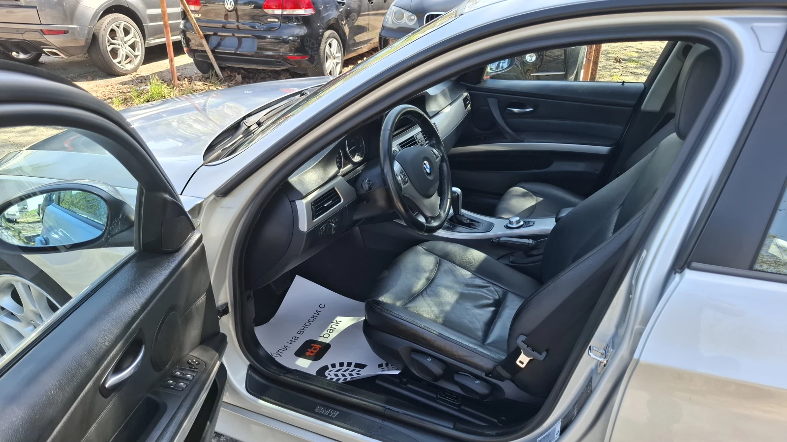 BMW 320 Автомат/Кожа/Нави-Фул, снимка 9 - Автомобили и джипове - 54218167