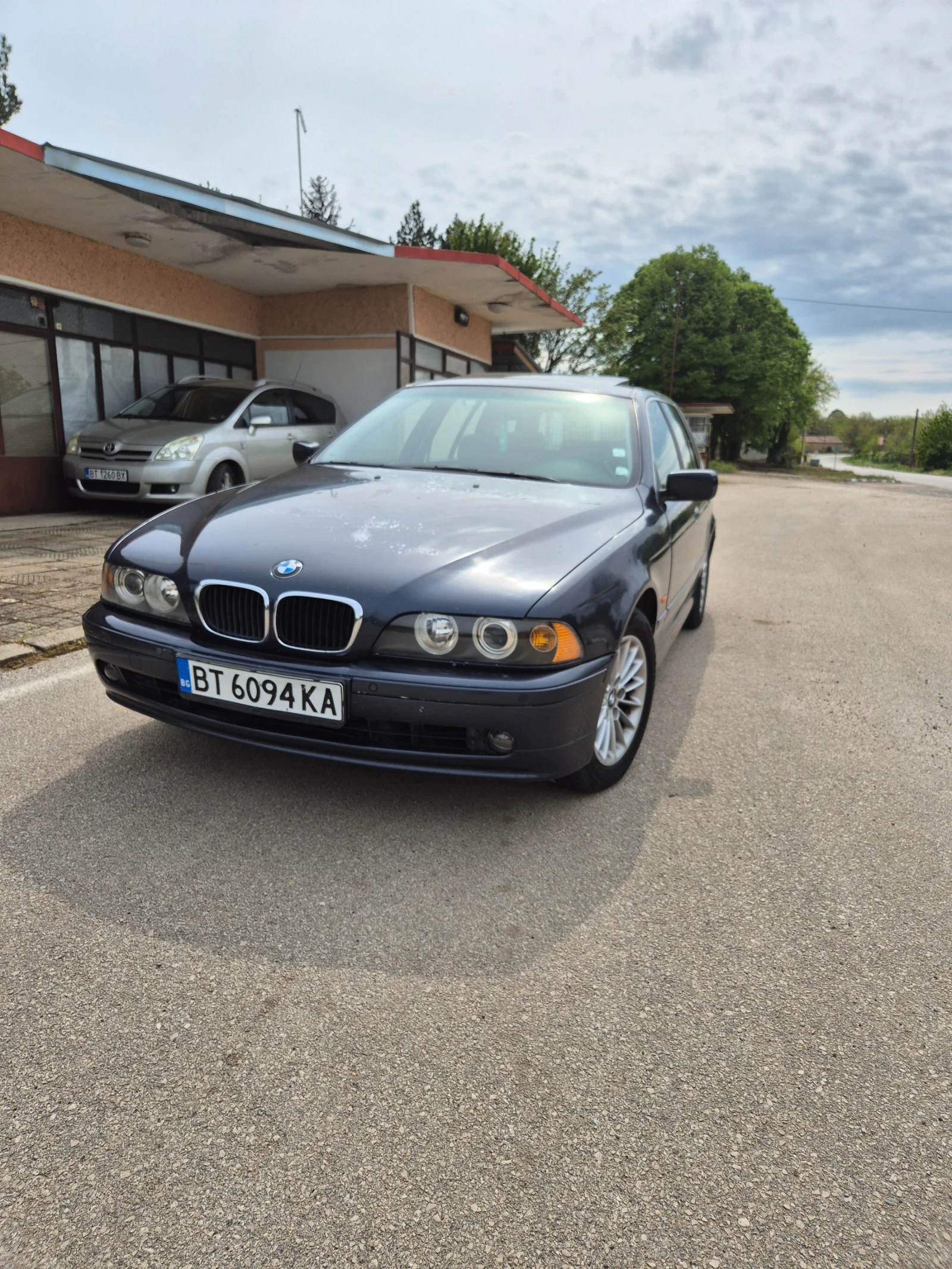 BMW 530