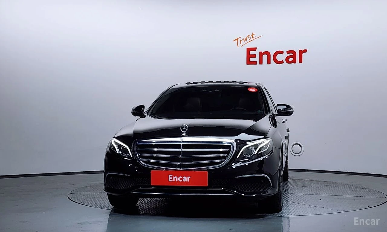 Mercedes-Benz E 300 HYBRID* 4MATIC* ДИГИТАЛНО* ТАБЛО* BURMESTER, снимка 3 - Автомобили и джипове - 54508656