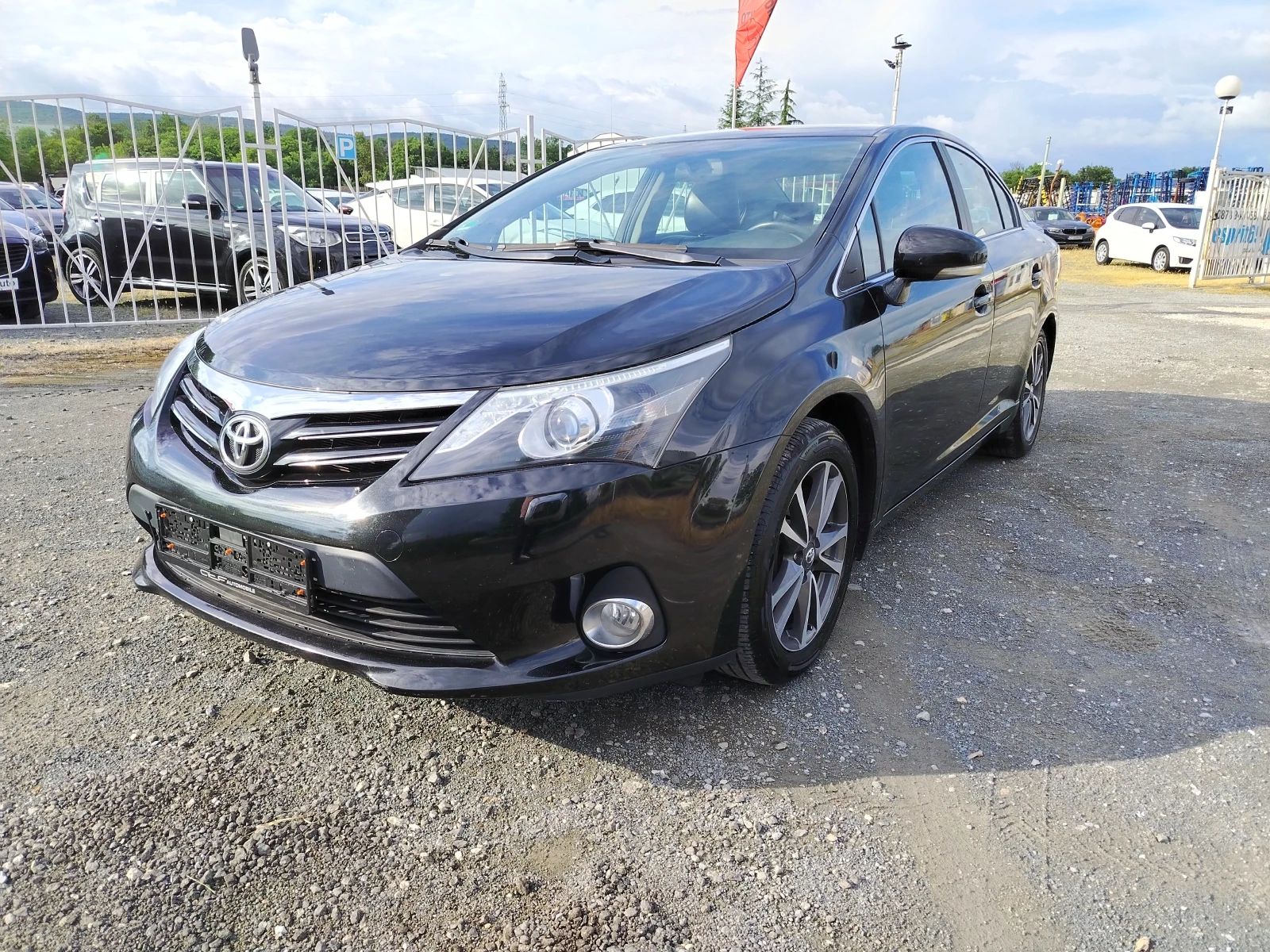 Toyota Avensis 1.8-147 КС АВТОМАТИК, КОЖА, НАВИ